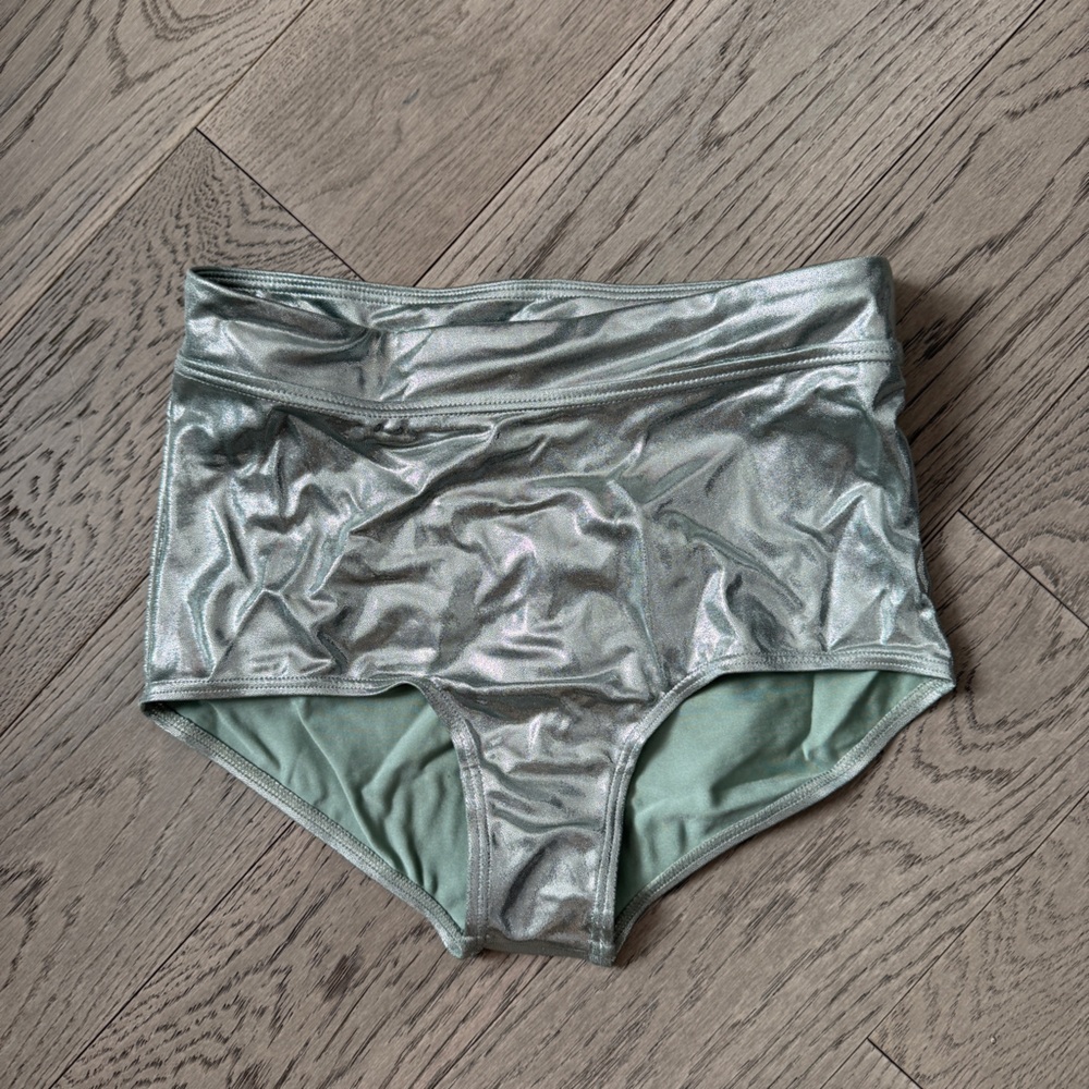 Silver metallic dancer high waist shorts